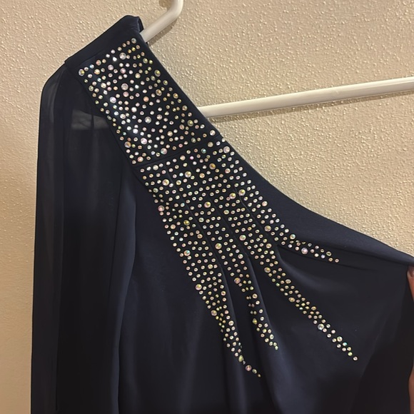 One Shoulder Ruched Dress - Picture 5 of 5